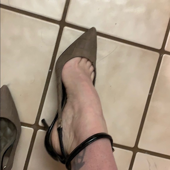 Brian Atwood Heels - Picture 6 of 7